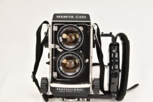 Mamiya C220(マミヤC220)買取 | レンズ交換式二眼レフを高価買取